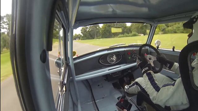 Chateau Impney Hill Climb 2019 - Anning's Race & Restoration Riley Elf - Timed Run 1 смотреть онлайн