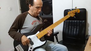 Fender Jazz Bass modern player 5 strings jam II