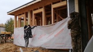 1.10. Каркасная баня 10х4,5. Монтаж ветрозащиты Ондутис.