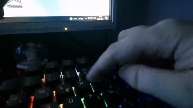 USKORO POSTAVLJAMO RUKU ZA MONITOR VLOGMAS 9/31 смотреть онлайн