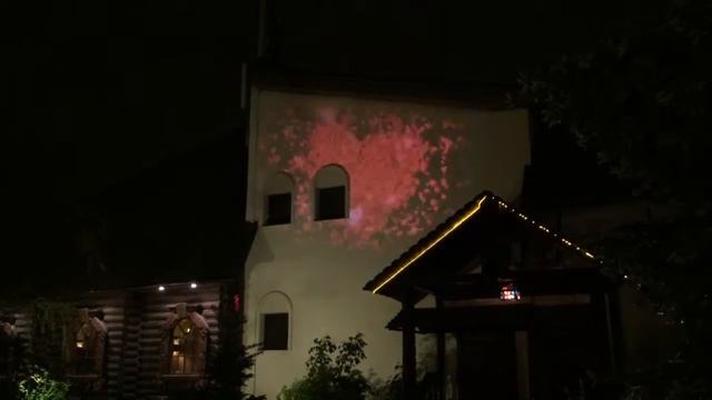 Проекция на здание ресторана смотреть онлайн