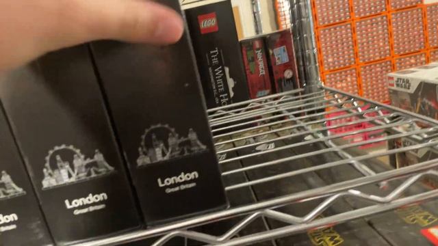 Insane £25,000+ Lego Room Tour (May) смотреть онлайн