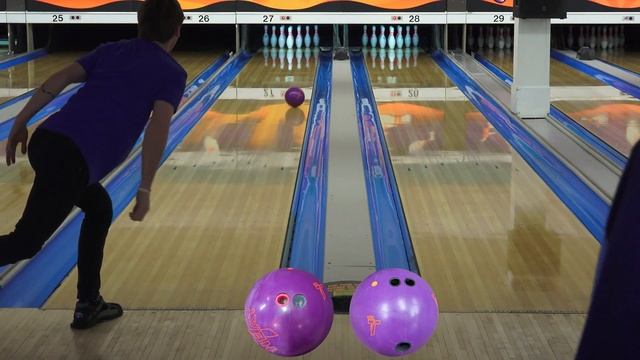 Track Heat Ultra Violet Bowling.Ball by BuddiesProShop.com смотреть онлайн