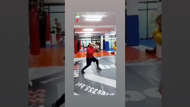 Fast pads mixed martial arts ? training Coach Arjan Rizaj ? ?