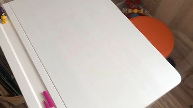 КАК БЫСТРО ОТМЫТЬ ФЛОМАСТЕРЫ И КРАСКИ С МЕБЕЛИ - недорогое средство, которое спасёт ваш дом смотреть онлайн
