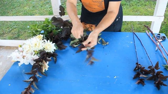 DIY \  Букет из садовых цветов на 1 сентября.