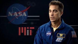 Astronaut at a Glance: Christopher Cassidy