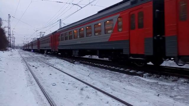 Электропоезд ЭР2Т-7203 станция Нара 14.01.2017 смотреть онлайн