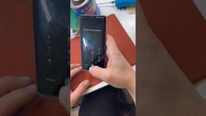 Переклейка Основного стекла с сохранением родной матрицы на Huawei P30 PRO.