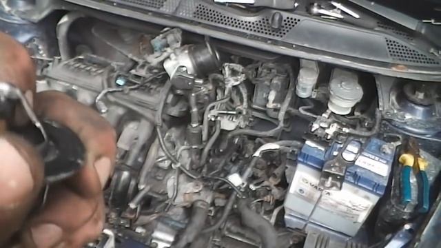 Honda Jazz [ Fit ] Thermostat Location And Replacement 1.4 I-DSI Engine Over Heat Fix смотреть онлайн