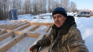 Сделали обвязку из бруса для бревенчатой бани 6*9
