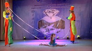 Театр "Дети будущего". Цирковой номер "Кукла"
