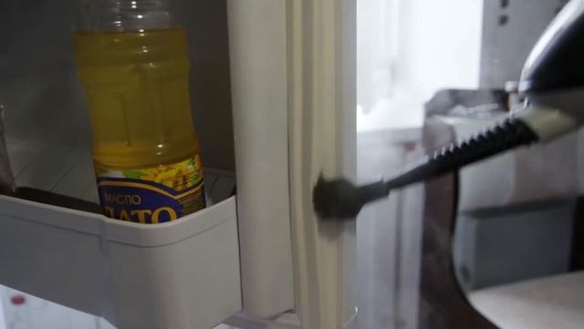 Паровая швабра KITFORT KT-1001. Чистка холодильника смотреть онлайн