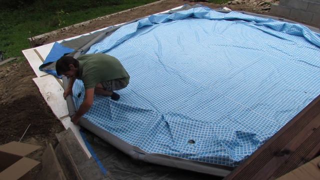 Putting up an above ground pool (Part 4 of installing an above ground pool with deck area) смотреть онлайн