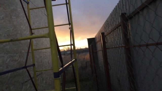 Хозяйственная постройка. Часть 7. Обшивка внешних стен ОСБ. смотреть онлайн