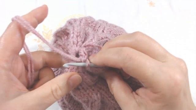 Цветок, украшение детской шапочки
