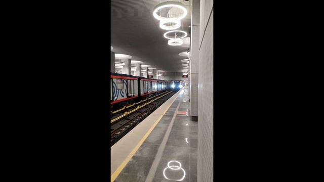 Началась накатка пути на пусковом участке БКЛ смотреть онлайн