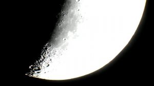 Луна в телескоп Sky - Watcher MAK 150 EQ - 3. Увеличение 129 крат. Съемка через окуляр. 24.08.2019.