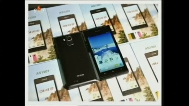 Ким Чен Ын рассматривает первый смартфон Северной Кореи Производство смартфонов в Северной Корее смотреть онлайн