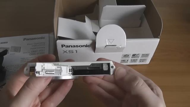 Unboxing of Panasonic Lumix DMC XS1 (White & Silver) смотреть онлайн