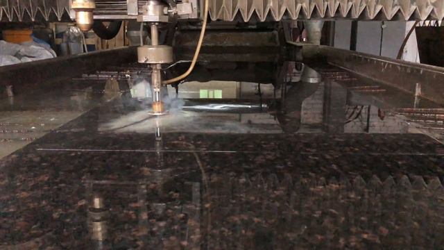 Резка натурального камня. Вода режет камень как сливочное масло! Гидроабразив