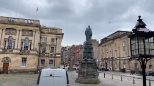 Edinburgh Old Town Walking Tour with Local Guides Joe and Mike