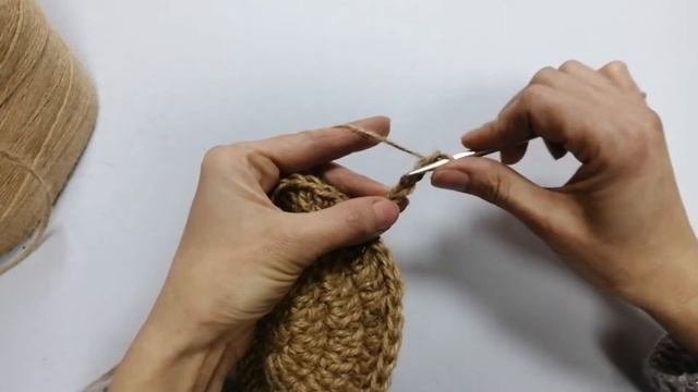 Красивая обвязка для салфетки или подставки под горячее.