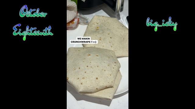 F1NN5TER and Ashley's October 2023 Instagram Stories смотреть онлайн