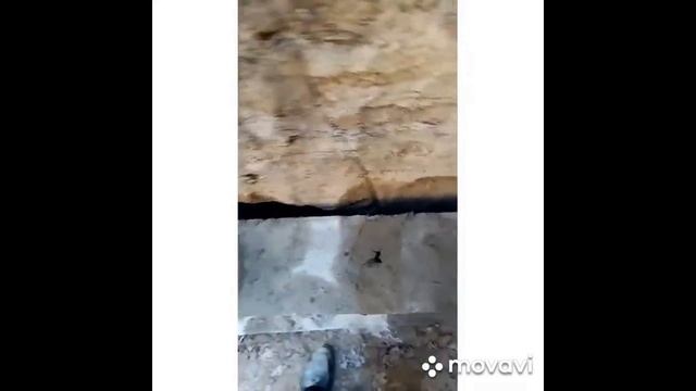 Решили не покупать гидроизоляцию в магазине, а использовать старый, дедовский способ и не ошиблись.