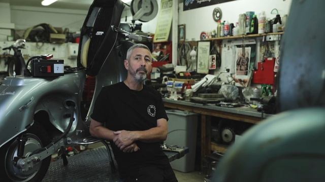 A revolution in classic scooters - Retrospective Scooters Vespa & Lambretta Electric Conversion Kit смотреть онлайн