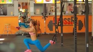 Упражнения для ягодиц на TRX | 9