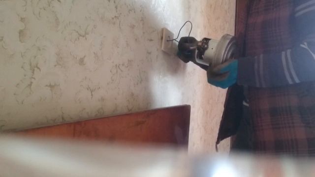 Что будет, если подключить мотор пылесоса к 220в?Что можно сделать из двигателя от пылесоса?