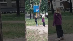 клип о жизни "сомовского санатория" от 8 группы)