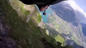 Вингсьют.Прыжок с оочень высокой горы