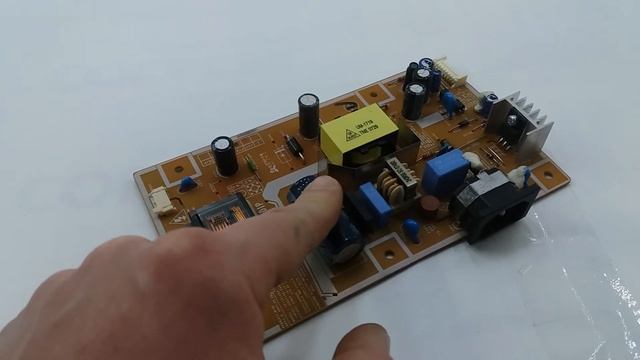 Placa Fonte Biv. Monitor LCD 17 Pol. Samsung 732NW (IP-19145A) смотреть онлайн