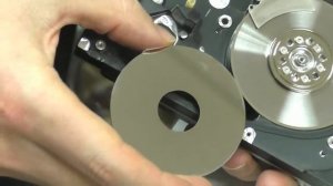 Как сделать резервное копирование на внешний диск? Как выглядит диск со сточенным блином