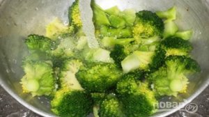 Брокколи с сыром в мультиварке