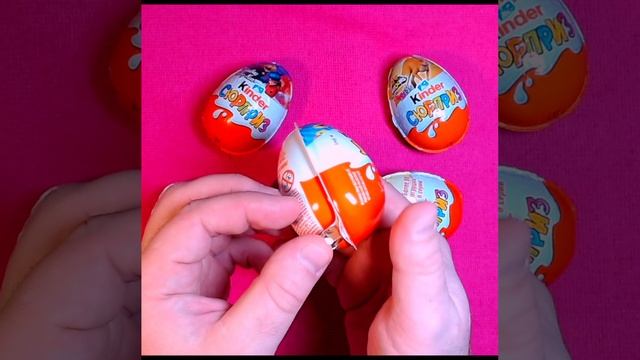 Candy's Kinder ASMR lollipops satisfying video relaxing Kinder Joy, Kinder Surprise #shorts (15)