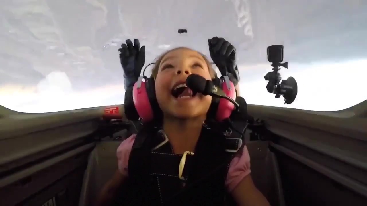 трек дай полетать. дельтаплан мако. на десерт клип. лиза луйс. трек дай полетать.