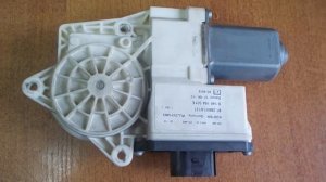 Моторчик стеклоподъемника MAN