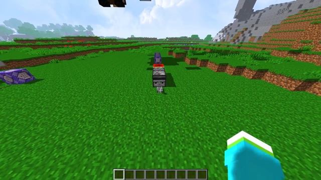 I Built a DRIVABLE Car in Minecraft Vanilla! смотреть онлайн