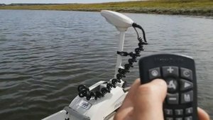 WINDBOAT 45 EVO FISH + MERCURY 30 + MOTORGUIDE XI 3