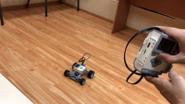 RC машина (на дистанционном управлении) из LEGO Mindstorms EV3. Программа смотреть онлайн