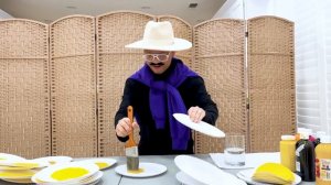 Wendy and Eric Useful Stories about Good Behavior in Art Museum