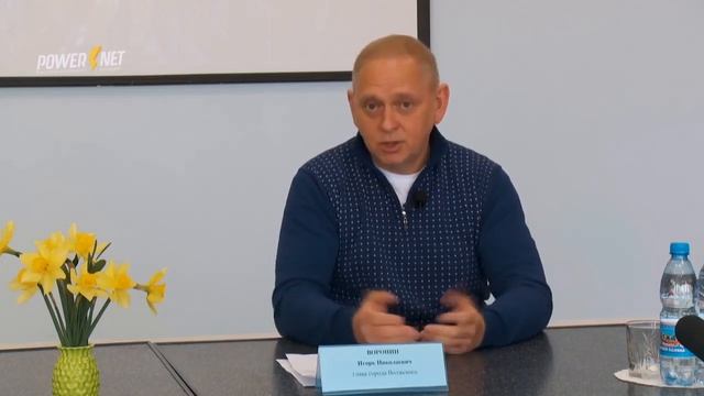 Воронин об индексе качества среды и пространстве у дома Быта (Волжские Навигаторы 11.04.20) смотреть онлайн