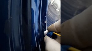 Цинкование сколов на ЛКП с помощью батарейки