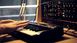 Synth Bass on Behringer Model D | Old-School Funk including Settings