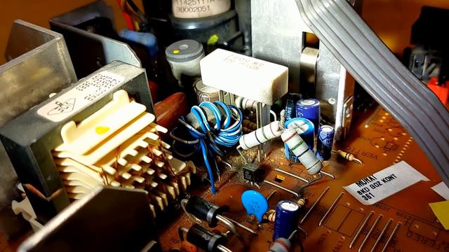 Не включается кинескопник Rainford, март 2024. Много может быть причин. Курсы телемастеров.