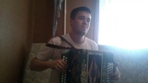 Игра на гармони. Маруся 1! 2! 3! калина!