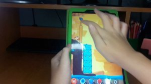 Играю в игру Cut the rope 2 (Ам ням). Пройденные уровни (164-168), (53-54), (60-61).